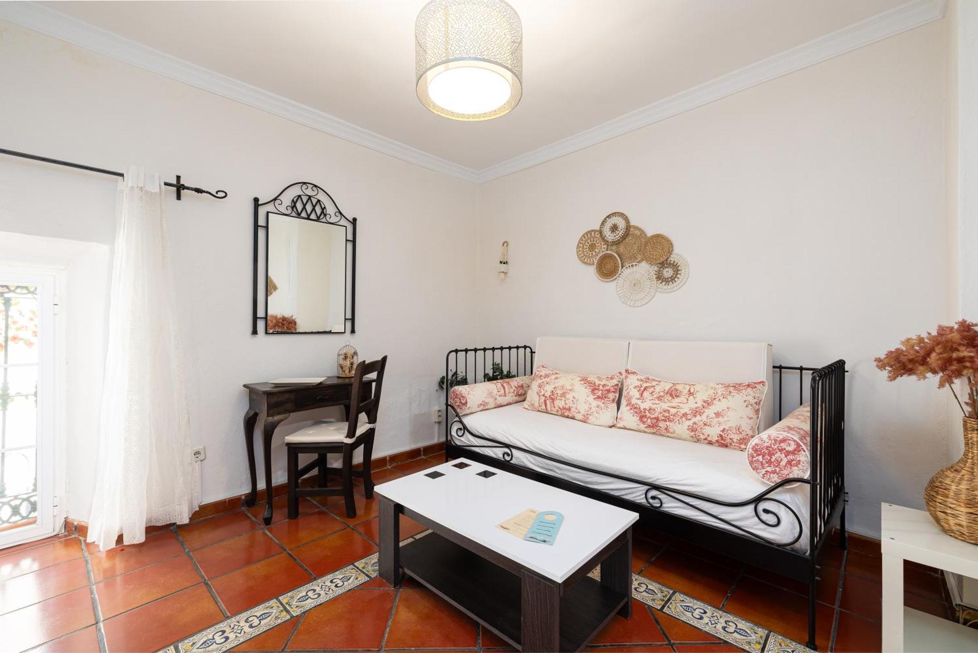 Puerta De Aduares Aparthotel Marbella Exterior photo